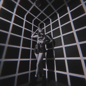 Meet your Posher, Ellie grace